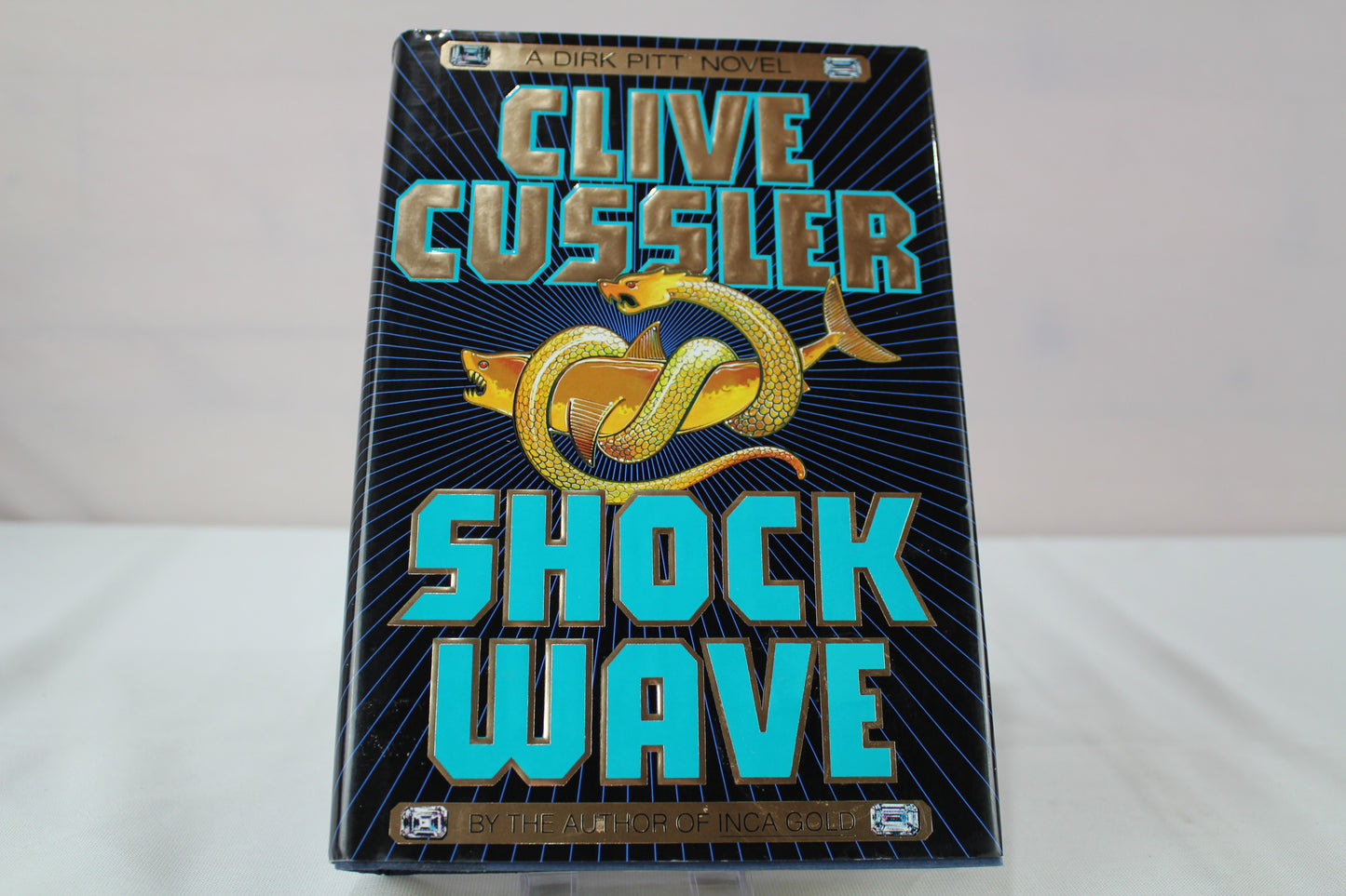 Shock Wave (Dirk Pitt Adventures) by Clive Cussler