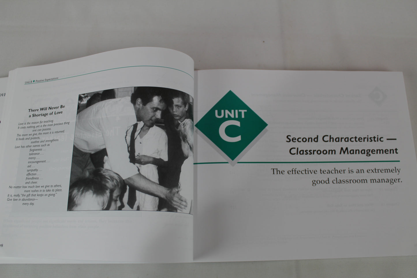 The First Days of School: How to Be an Effective Teacher by Harry K. Wong, Rosemary T. Wong