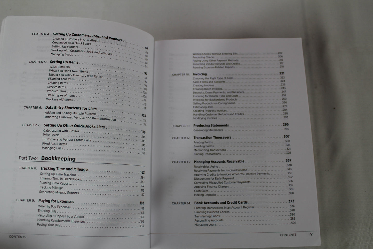 QuickBooks 2015: The Missing Manual: The Official Intuit Guide to QuickBooks 2015 by Bonnie Biafore