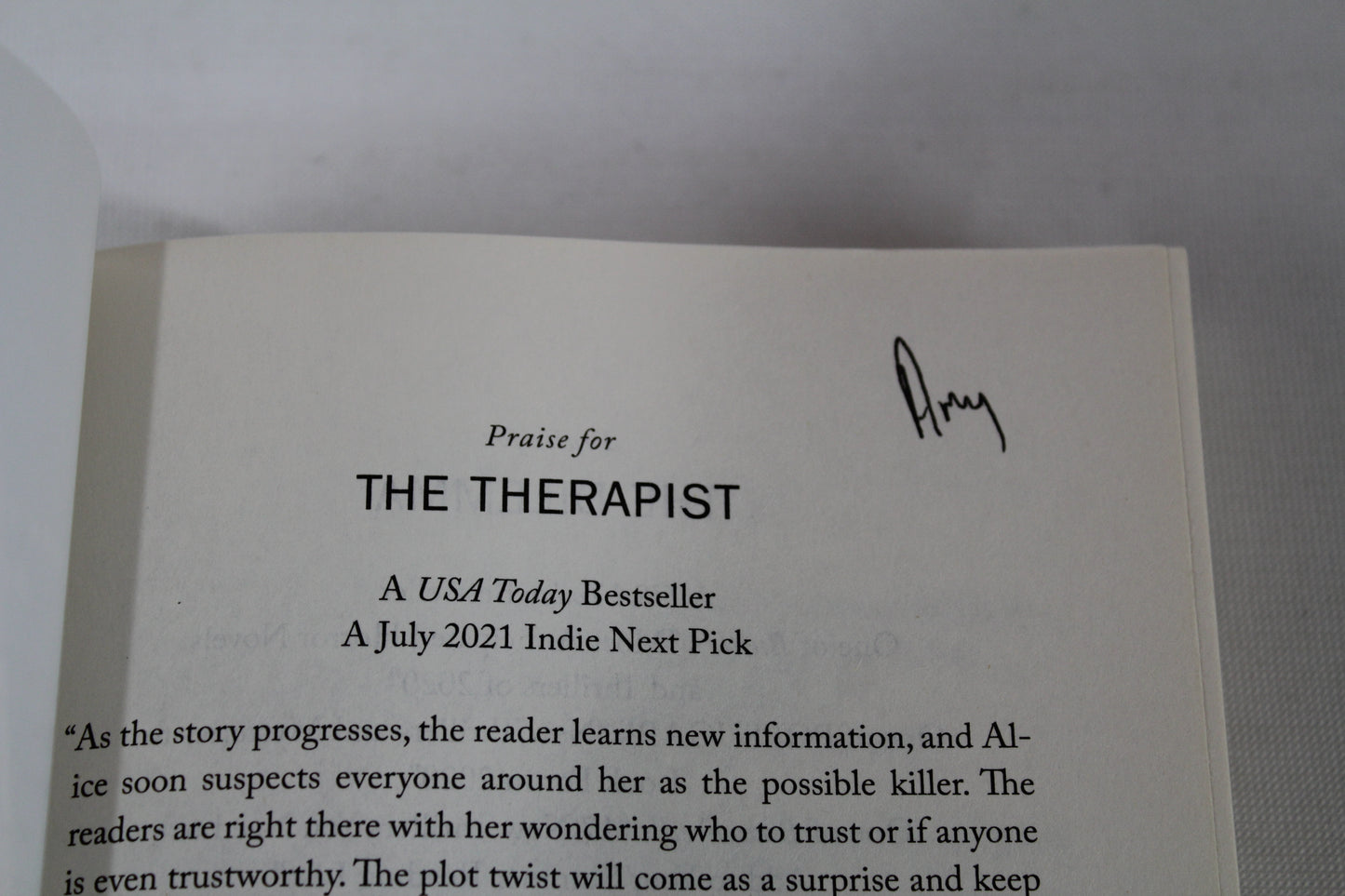 Therapist by B A Paris