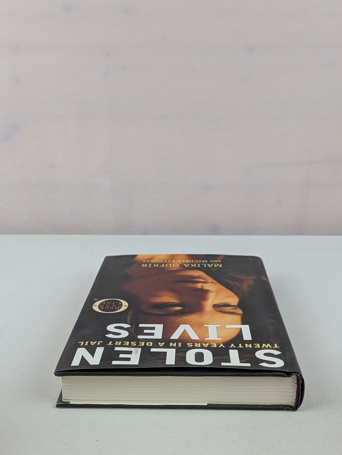 Stolen Lives: Twenty Years in a Desert Jail (Oprah's Book Club) by Malika Oufkir, Michele Fitoussi, Ros Schwartz