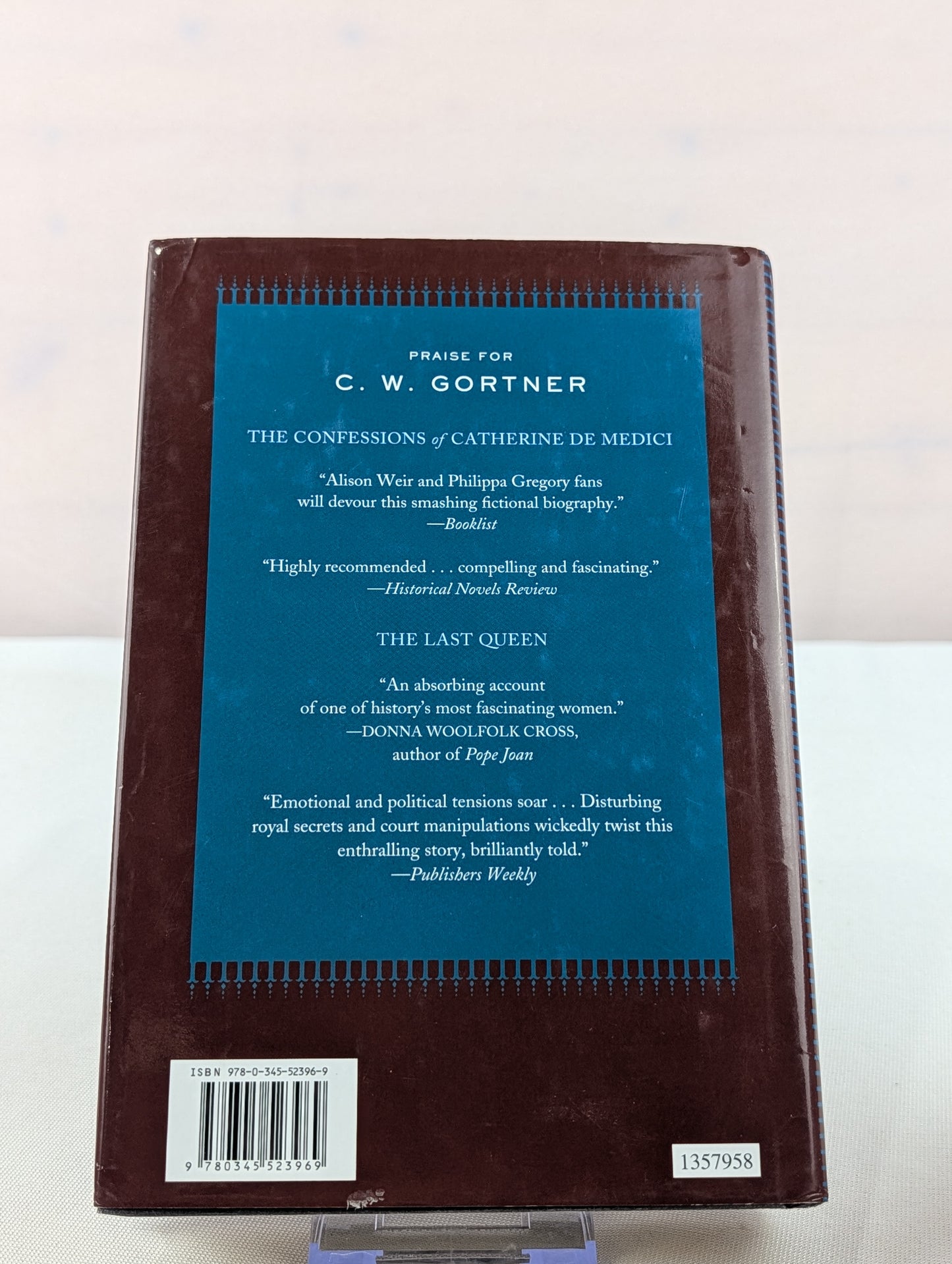 The Queen's Vow: A Novel of Isabella of Castile by C.  W. Gortner