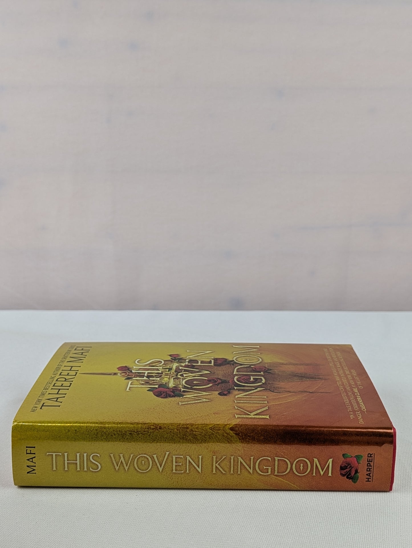 This Woven Kingdom (This Woven Kingdom, 1) by Tahereh Mafi