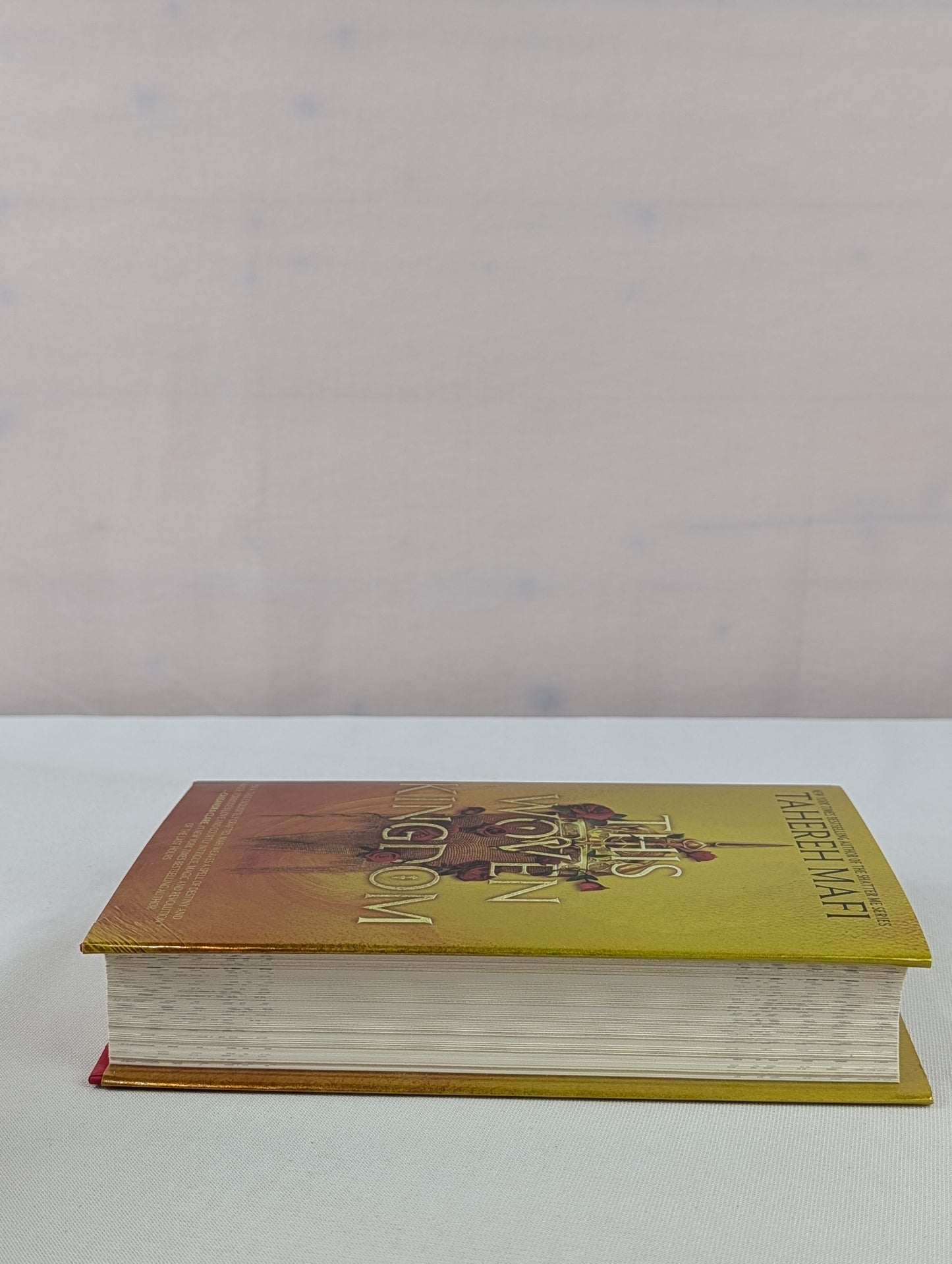 This Woven Kingdom (This Woven Kingdom, 1) by Tahereh Mafi