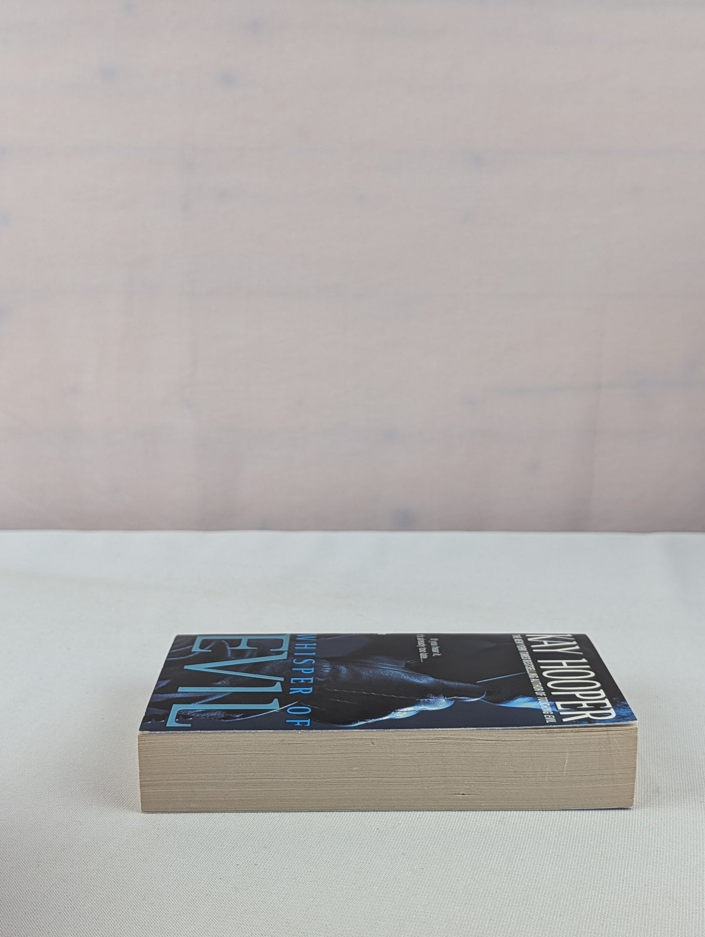 Whisper of Evil (Evil Trilogy) (Bishop/Special Crimes Unit) by Kay Hooper