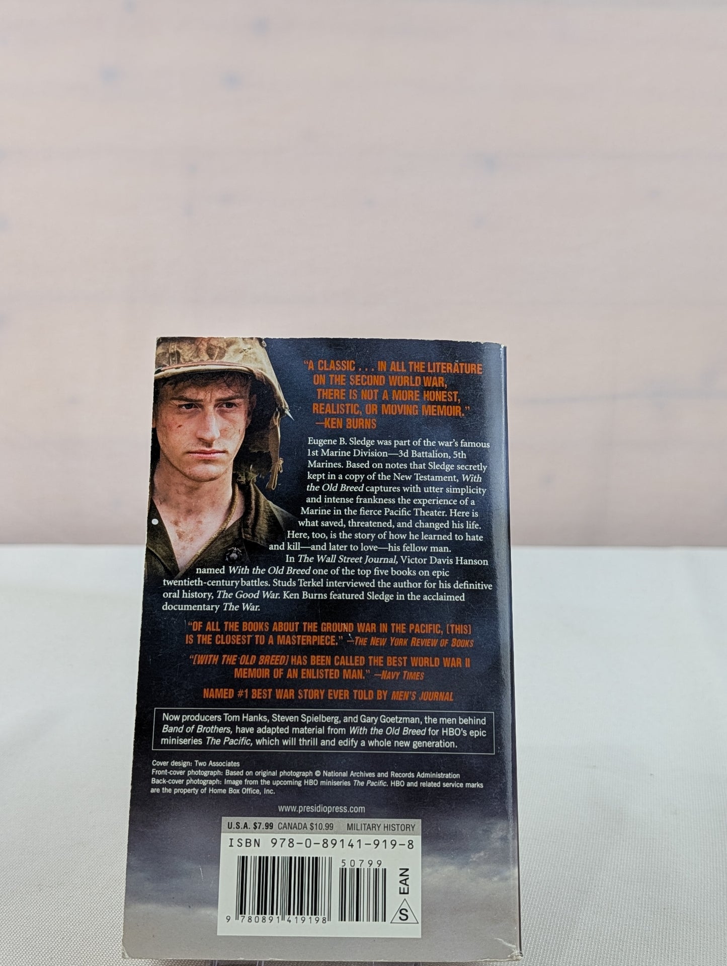 With the Old Breed: At Peleliu and Okinawa by E.B. Sledge