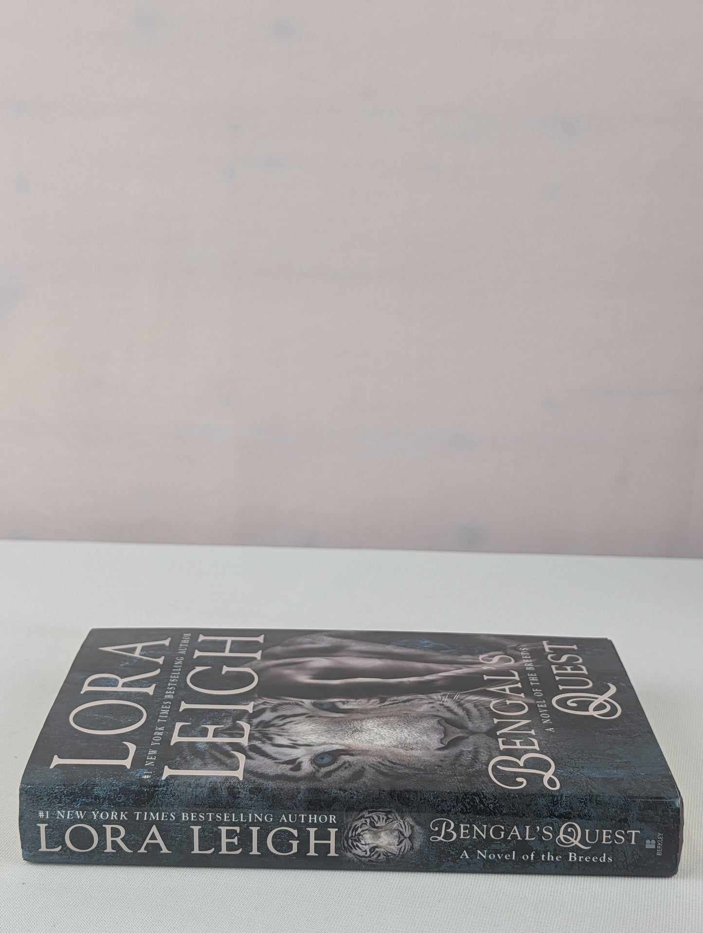 Bengal's Quest (A Novel of the Breeds) by Lora Leigh