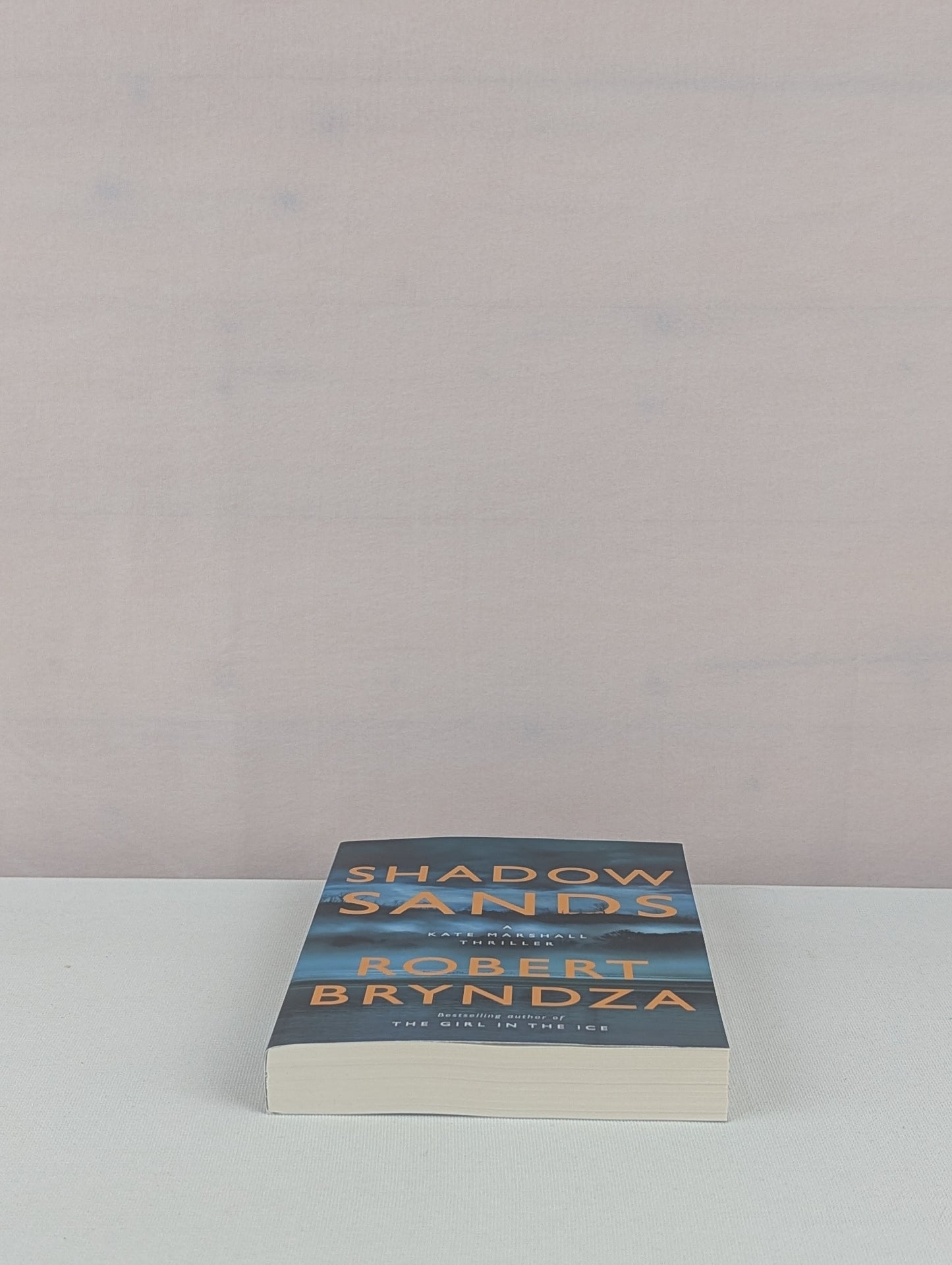 Shadow Sands: A Kate Marshall Thriller by Robert Bryndza