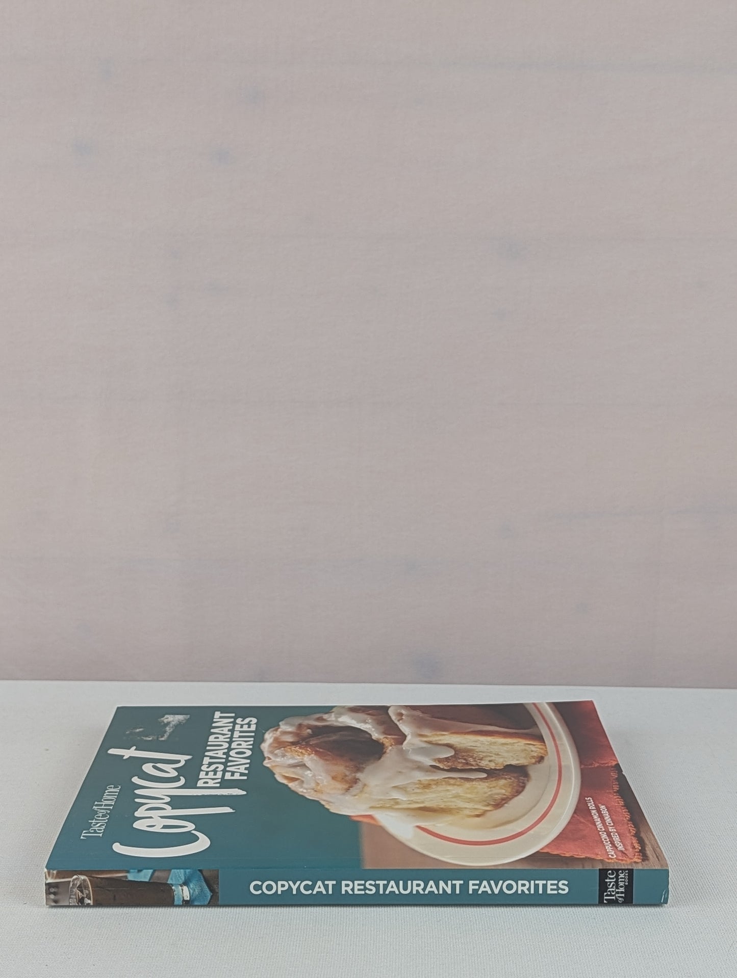 Taste of Home Copycat Restaurant Favorites: Restaurant Faves Made Easy at Home (Taste of Home Copycat Favorites) by Taste of Home