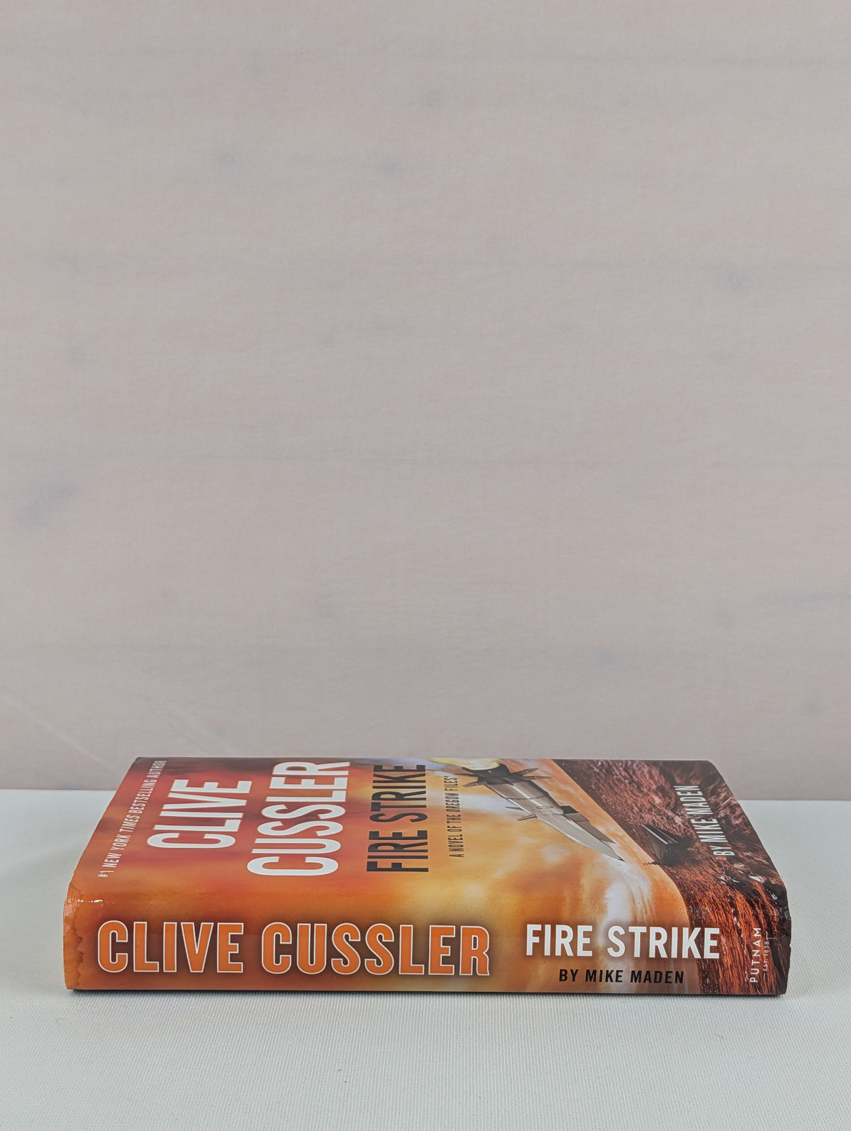 Clive Cussler Fire Strike (The Oregon Files) by Mike Maden