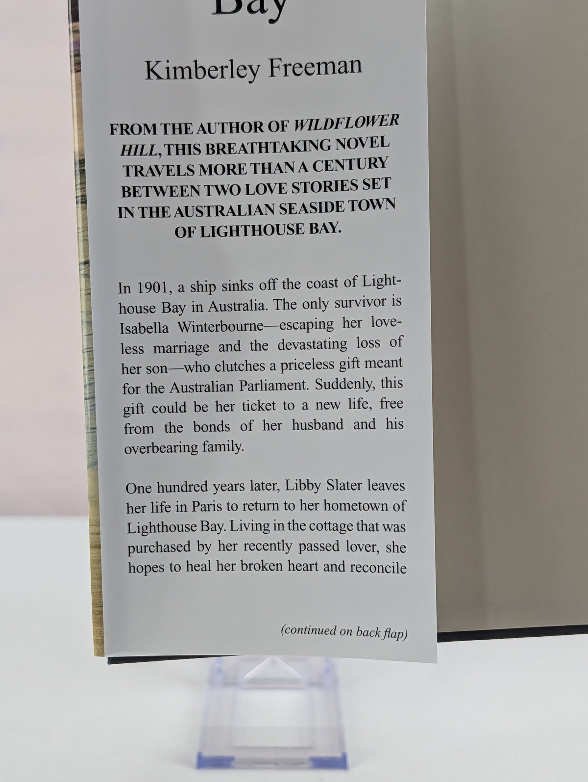 Lighthouse Bay: A Novel by Kimberley Freeman