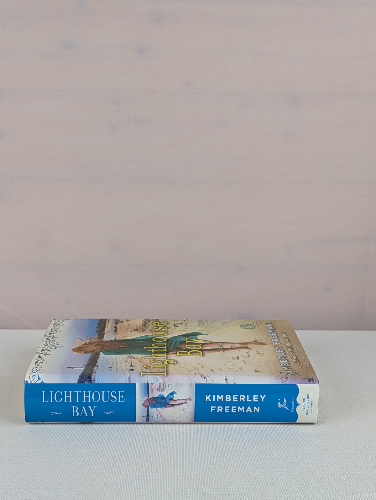 Lighthouse Bay: A Novel by Kimberley Freeman