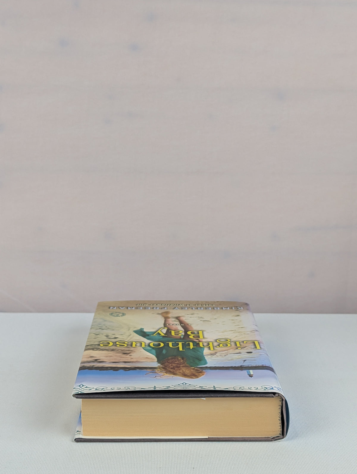 Lighthouse Bay: A Novel by Kimberley Freeman