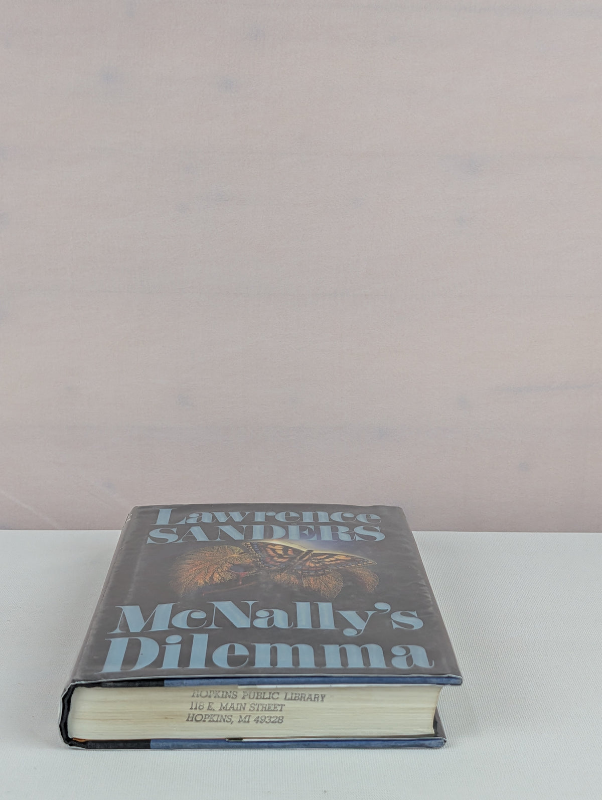 McNally's Dilemma by Lawrence Sanders