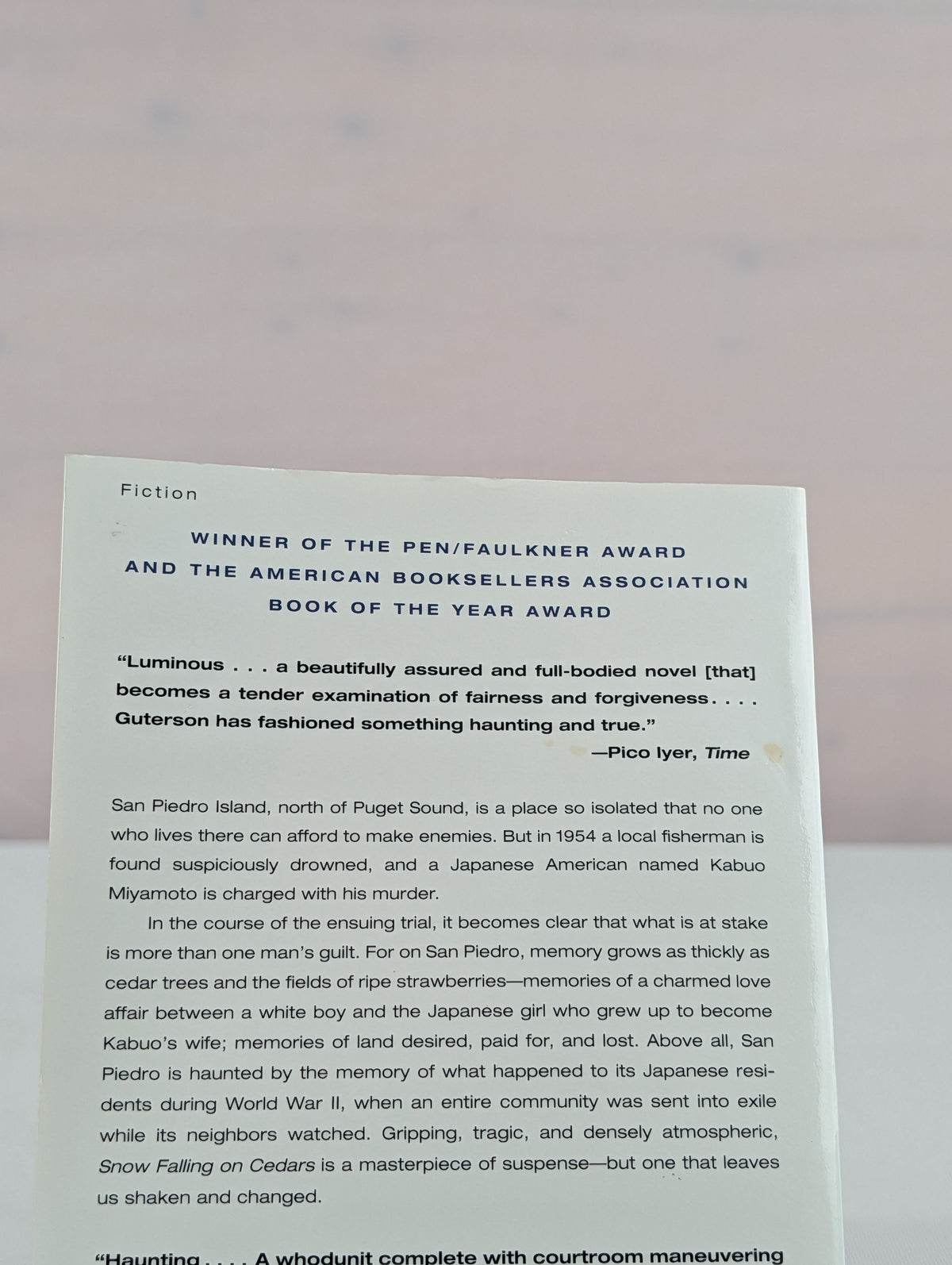 Snow Falling On Cedars by David Guterson