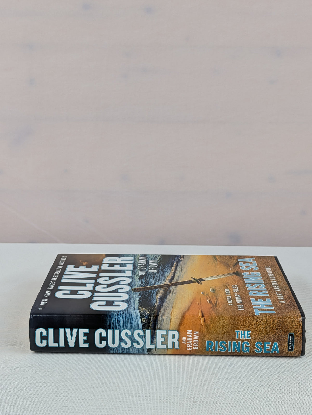 The Rising Sea (The NUMA Files) by Clive Cussler, Graham Brown